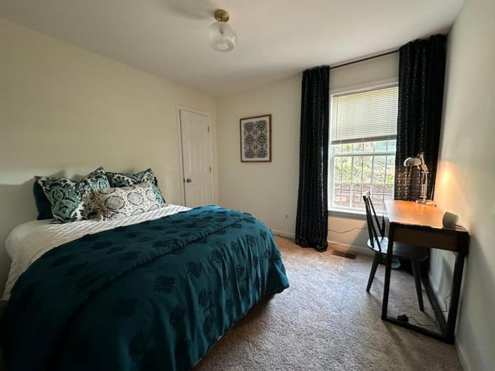 Vine City Home - Duplex - 3 Mins From Gwcc & Mercedes- Benz Stadium アトランタ エクステリア 写真