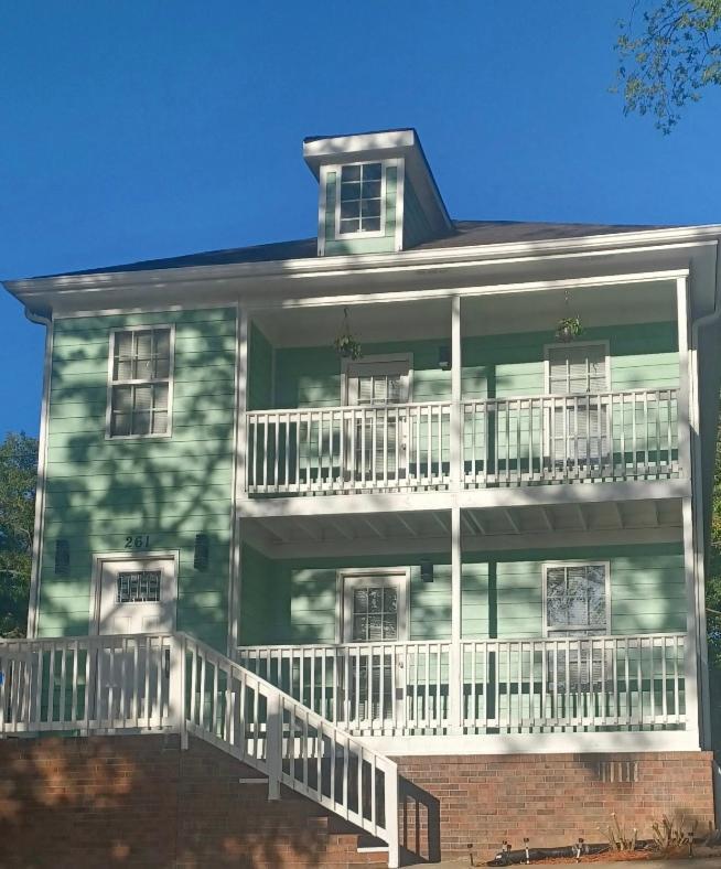 Vine City Home - Duplex - 3 Mins From Gwcc & Mercedes- Benz Stadium アトランタ エクステリア 写真